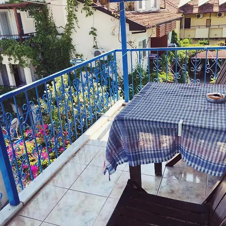 Dove Aparthotel 2*